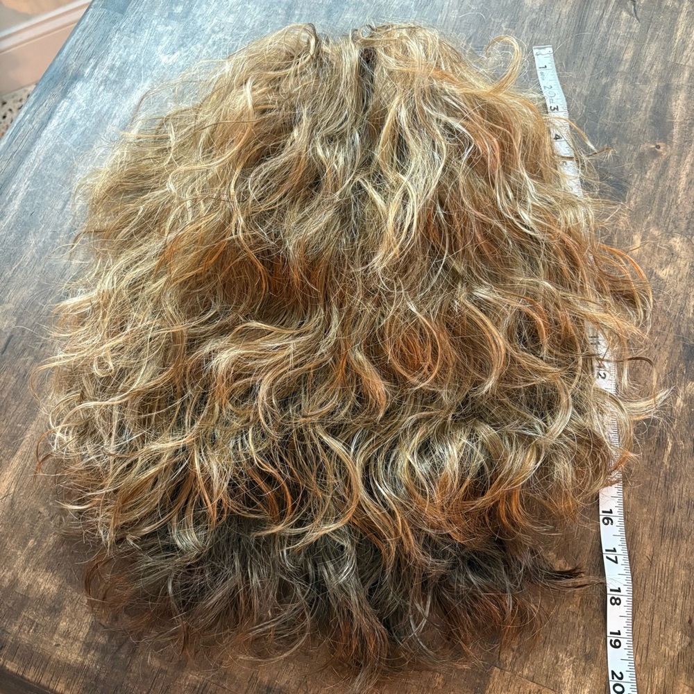 WIG Long Wavy RED Wig! Good condition! Great as hat or Headband Wig. - Picture 12 of 16